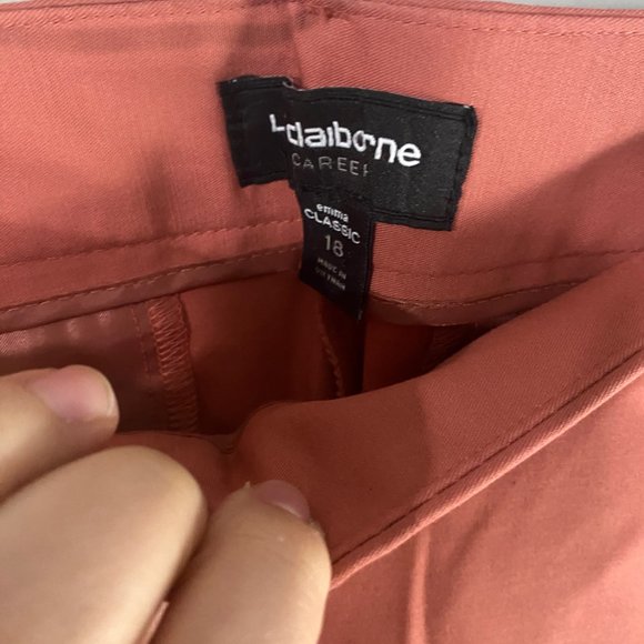 Liz Claiborne Career - Dusty Ceder Emma Ankle Trouser - Picture 8 of 10